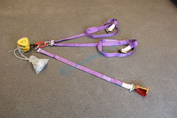 V2500 SLING-FAN THRUST REVERSER